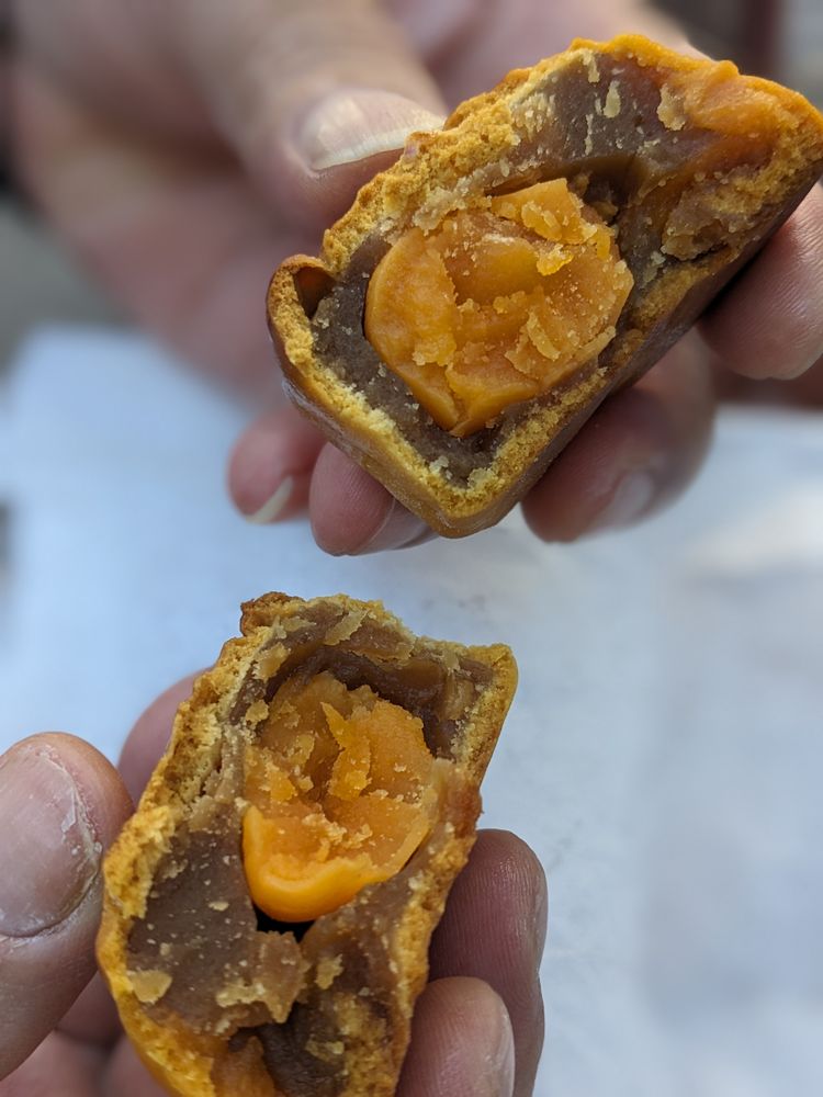 New Town Bakery & Restaurant