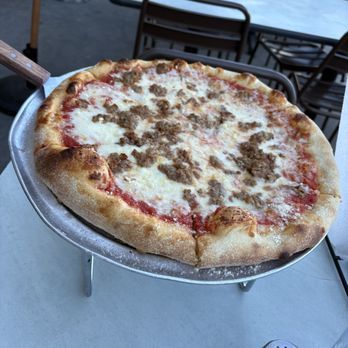 District 4 Pizza - 14" Sausage King of Chicago - Pizza Near Me - Long Beach, California District 4 Pizza - 14" Sausage King of Chicago - Pizza Near Me - Long Beach, California