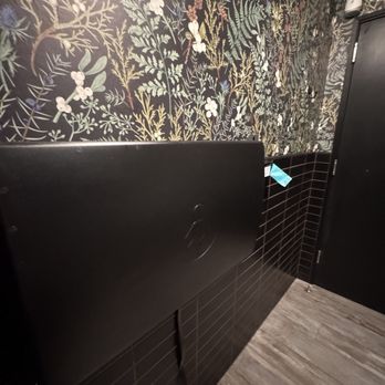 Dwellers Drinkery - Changing table & diaper bags - Sports Bars Near Me - Lake Stevens, Washington Dwellers Drinkery - Changing table & diaper bags - Sports Bars Near Me - Lake Stevens, Washington
