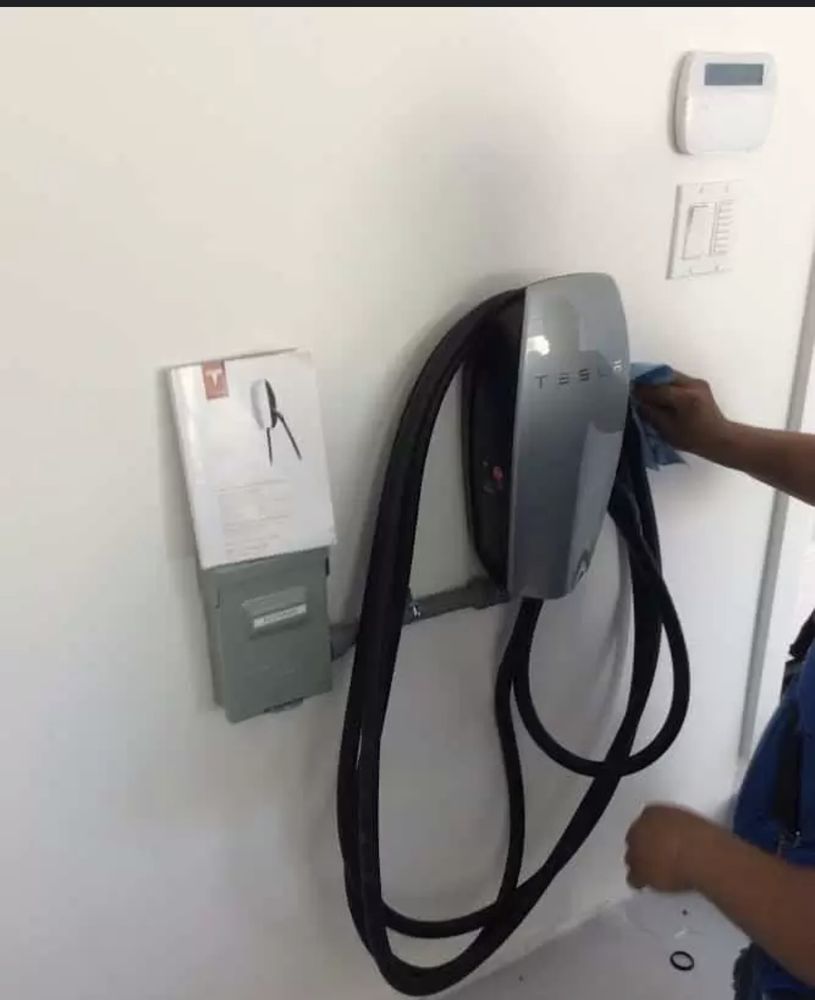 Slide of Epic Electric