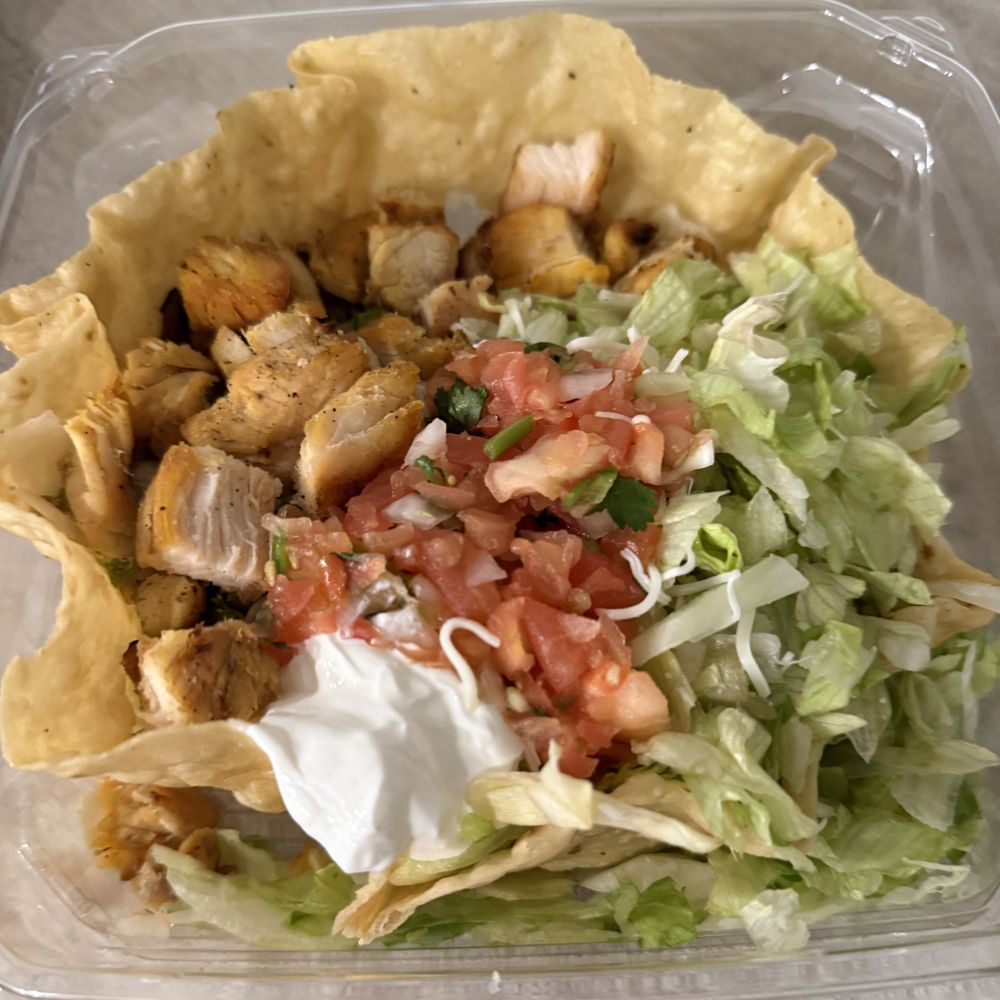 El Pollo Loco - Classic chicken tostada - Mexican Near Me - Denver, Colorado El Pollo Loco - Classic chicken tostada - Mexican Near Me - Denver, Colorado