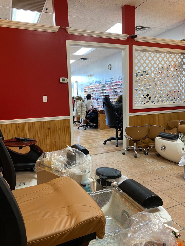 HAPPY NAILS AND SPA Updated September 2024 29 Photos & 38 Reviews