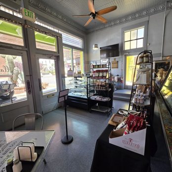 Bellas Cafe on Main Street - Cozy, welcoming vibe! - Cafes Near Me - Superior, Arizona
