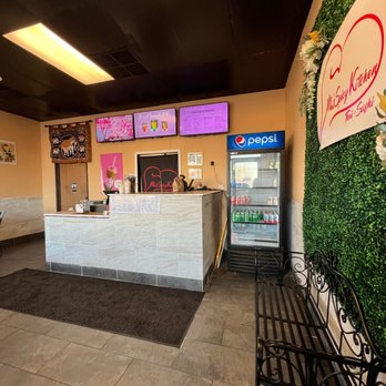 Mai's Spicy Kitchen - Counter - Sushi Bars Near Me - New Baltimore, Michigan Mai's Spicy Kitchen - Counter - Sushi Bars Near Me - New Baltimore, Michigan