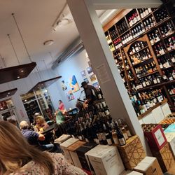 Accent on Wine - Inside