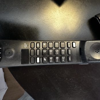 United Airlines - The phone is so disgusting and dirty - honestly hasn't been touched with any cleaner. - Airlines Near Me - Dulles, Virginia