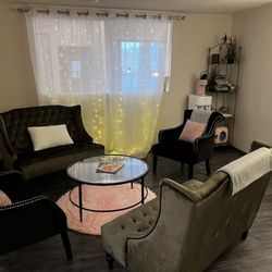 Glitter and Glow - The lounge