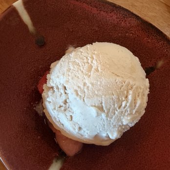 Momonoki - Strawberry lychee ice cream - Japanese Near Me - Fountain Valley, California Momonoki - Strawberry lychee ice cream - Japanese Near Me - Fountain Valley, California