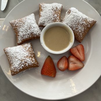 Criollo Restaurant - French Market Style Beignets - New American Near Me - New Orleans, Louisiana Criollo Restaurant - French Market Style Beignets - New American Near Me - New Orleans, Louisiana