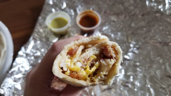 La Estrella Mini Market by null