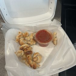 Garlic knots. This is the full order before we had eaten any. Somehow, I expected a little more.