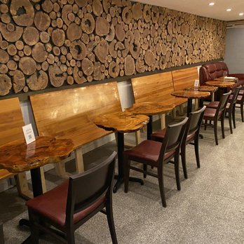 Canuck Empire Brewing - Secret hidden upstairs seating area~ - Breweries Near Me - Abbotsford, British Columbia Canuck Empire Brewing - Secret hidden upstairs seating area~ - Breweries Near Me - Abbotsford, British Columbia