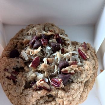 Crumbl - Euless - Bakeries Near Me - Euless, Texas