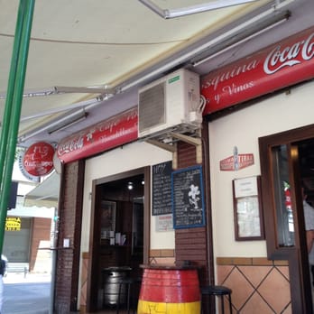 La Esquina De Socrates - Fachada bar la esquina - General Contractors Near Me - Granada, GR La Esquina De Socrates - Fachada bar la esquina - General Contractors Near Me - Granada, GR
