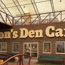 Lion's Den Cafe