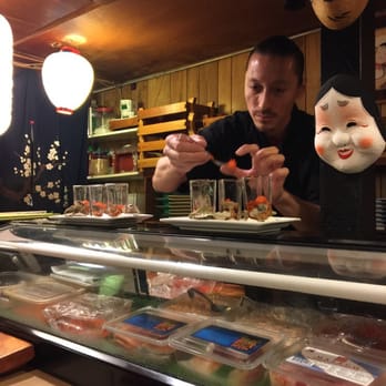 Akasaka - Oyster shooters comin right up!!! - Japanese Near Me - Honolulu, Hawaii