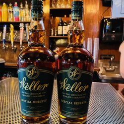 The Bat & Ball Pub - Great whiskey and scotch selections