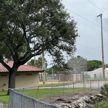 Lions Park - Playgrounds Near Me - Coral Springs, Florida