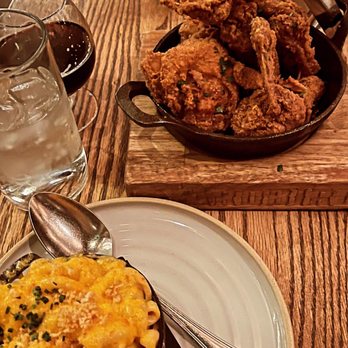 Yardbird - MAC & CHEESE and LEWELLYN'S FINE FRIED CHICKEN - Southern Near Me - Las Vegas, Nevada Yardbird - MAC & CHEESE and LEWELLYN'S FINE FRIED CHICKEN - Southern Near Me - Las Vegas, Nevada