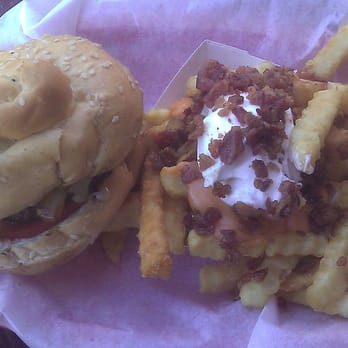 Paradise Pup - Fast Food Near Me - Des Plaines, Illinois
