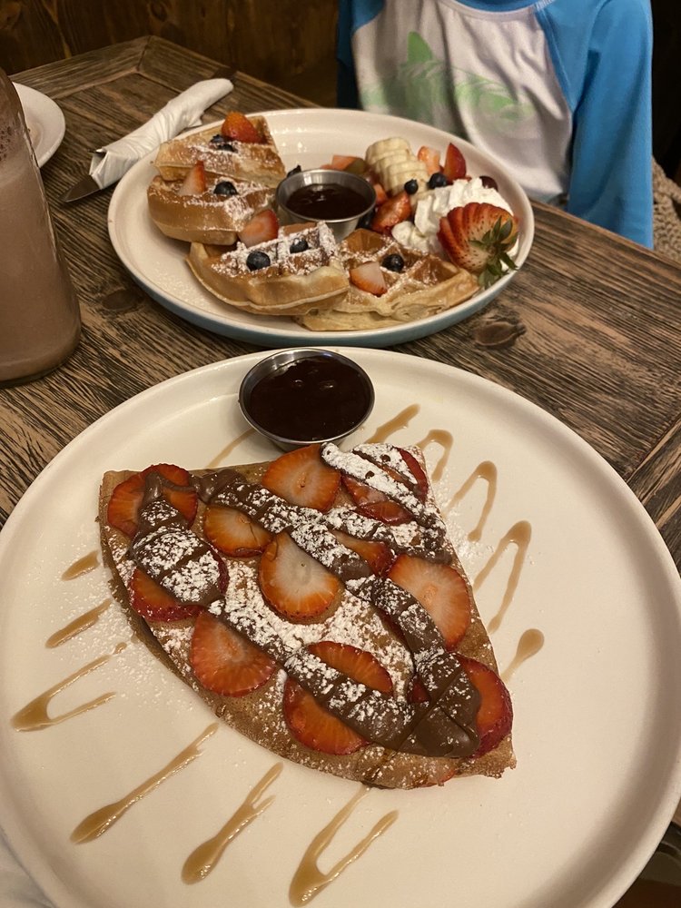 Casasola Cafe & Brunch