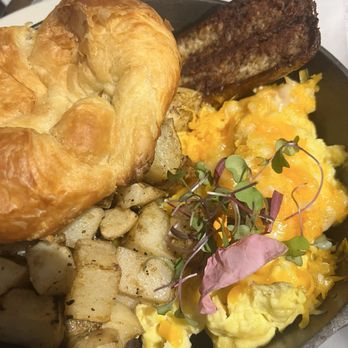 Crescent City Kitchen - Crescent Breakfast Skillet - Breakfast & Brunch Near Me - Atlanta, Georgia Crescent City Kitchen - Crescent Breakfast Skillet - Breakfast & Brunch Near Me - Atlanta, Georgia