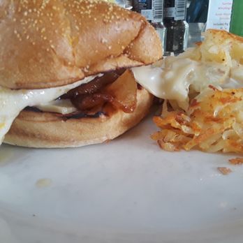 The Stuffed Pig - Breakfast sandwich egg  cheese bacon - Breakfast & Brunch Near Me - Marathon, Florida