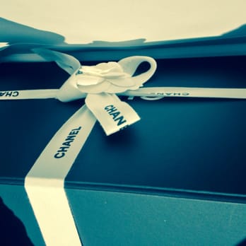 Chanel Boutique - Perfect gift wrapping! - Women's Clothing Near Me - McLean, Virginia