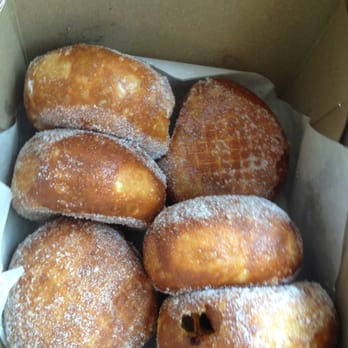 Leonard's Bakery - Bakeries Near Me - Waipahu, Hawaii