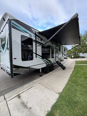 RV and Trailer Detailing - RV and Trailer Detailing RV and Trailer Detailing - RV and Trailer Detailing