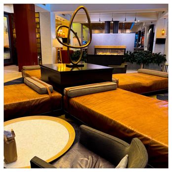 Hilton Harrisburg - Hotels Near Me - Harrisburg, Pennsylvania Hilton Harrisburg - Hotels Near Me - Harrisburg, Pennsylvania