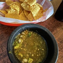 El Nopal - AMAZEBALLS chips and salsa!