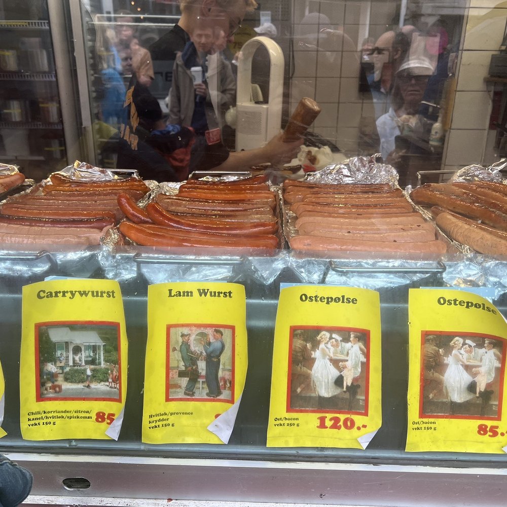 Trekroneren - Hot Dogs Near Me - Bergen, 12 Trekroneren - Hot Dogs Near Me - Bergen, 12