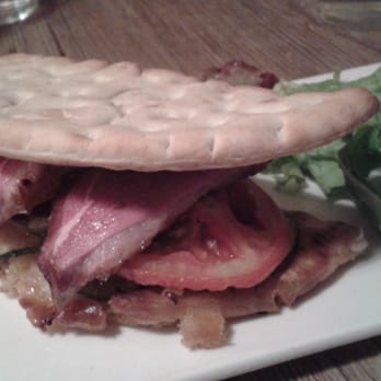 Baleak - Le canard façon Burger....troooop bon ! - Barbeque Near Me - Biarritz, 64 Baleak - Le canard façon Burger....troooop bon ! - Barbeque Near Me - Biarritz, 64