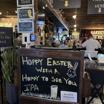 Barrel District - Pizza Near Me - Cathedral City, California