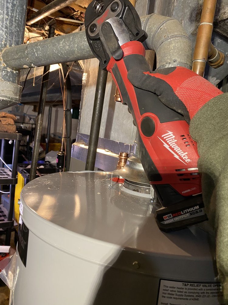 Slide of Mundo’s Service and Repair