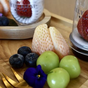 Elly Amai - Large Fruit Chirashi - Pop-up Shops Near Me - Santa Monica, California Elly Amai - Large Fruit Chirashi - Pop-up Shops Near Me - Santa Monica, California