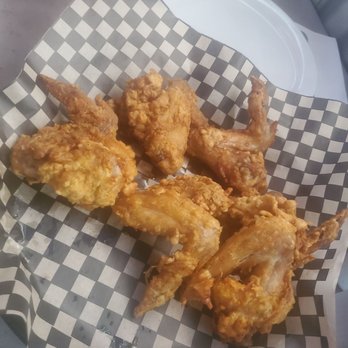 Boston's Pub & Grill - Wings - American Near Me - Wilsonville, Oregon Boston's Pub & Grill - Wings - American Near Me - Wilsonville, Oregon