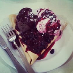 Creco Crepe Connection - Crepes with a berry compote, chocolate and strawberry ice cream (drool)