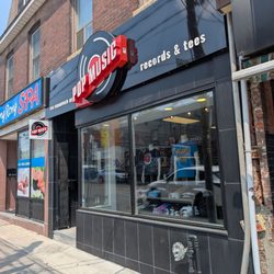 Pop Music - Storefront
