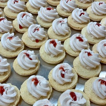 82 Bakeshop - Desserts Near Me - Saskatoon, Saskatchewan
