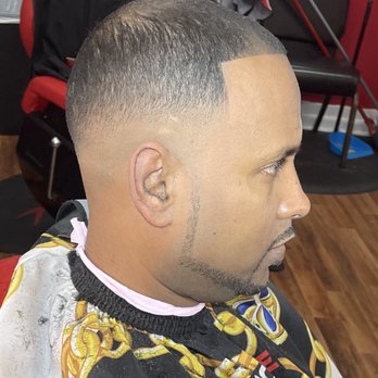 GKutz - Stop by anyhair type - Barbers Near Me - Yorktown, Virginia
