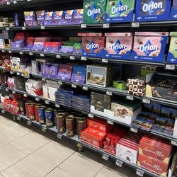 Albert Hypermarket