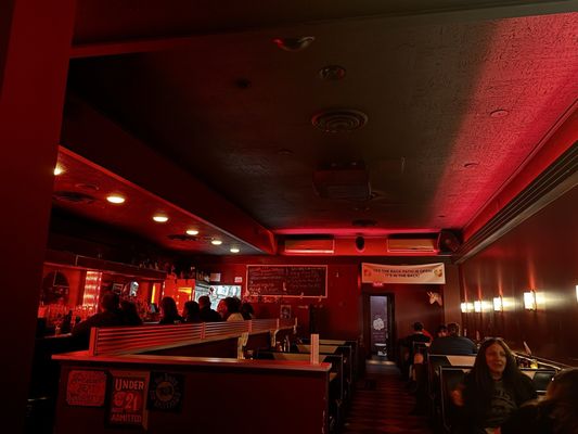 Kelly's Bar & Lounge by null