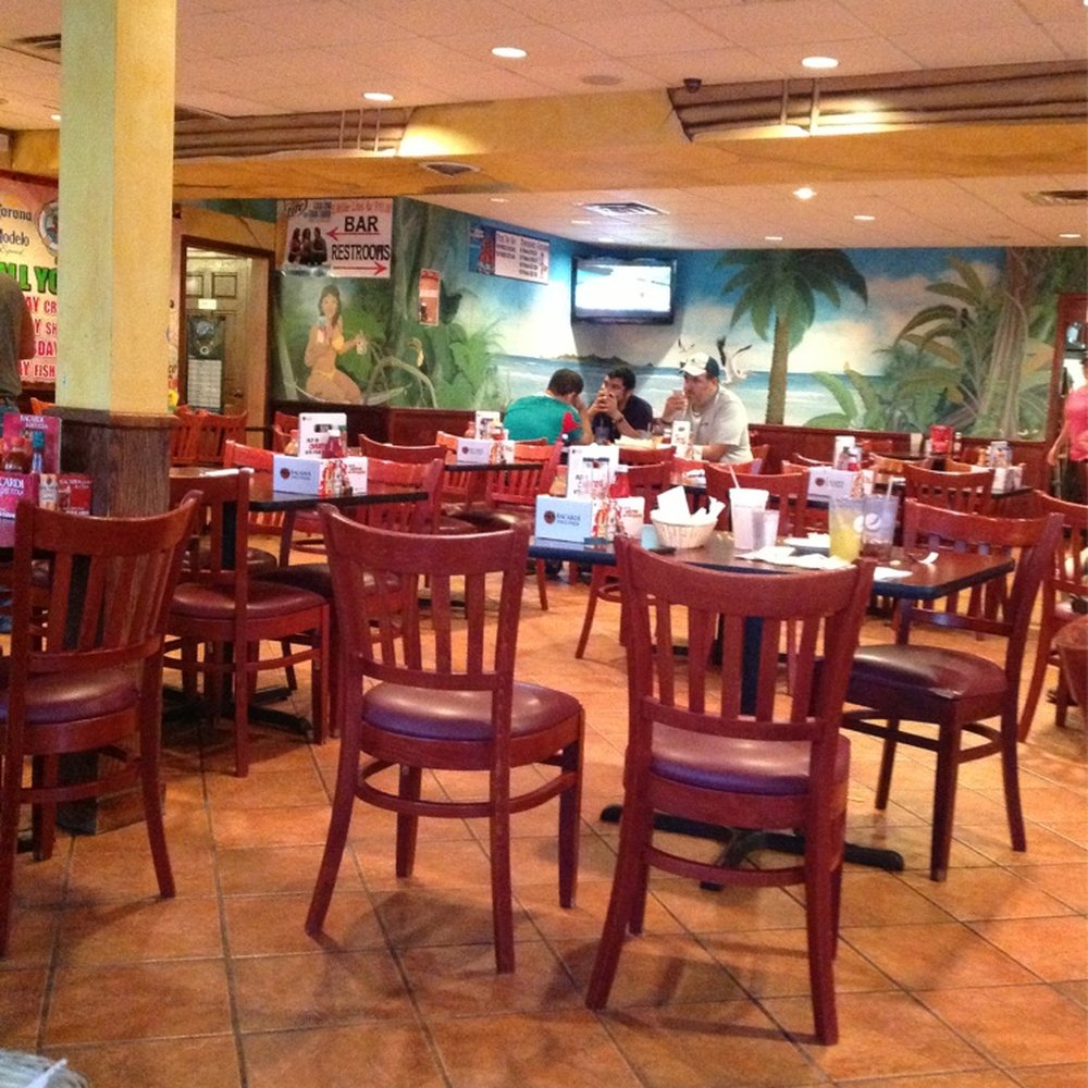Fiesta Garibaldi - Interior fiesta garibaldi - Mexican Near Me - Johnson Creek, Wisconsin Fiesta Garibaldi - Interior fiesta garibaldi - Mexican Near Me - Johnson Creek, Wisconsin