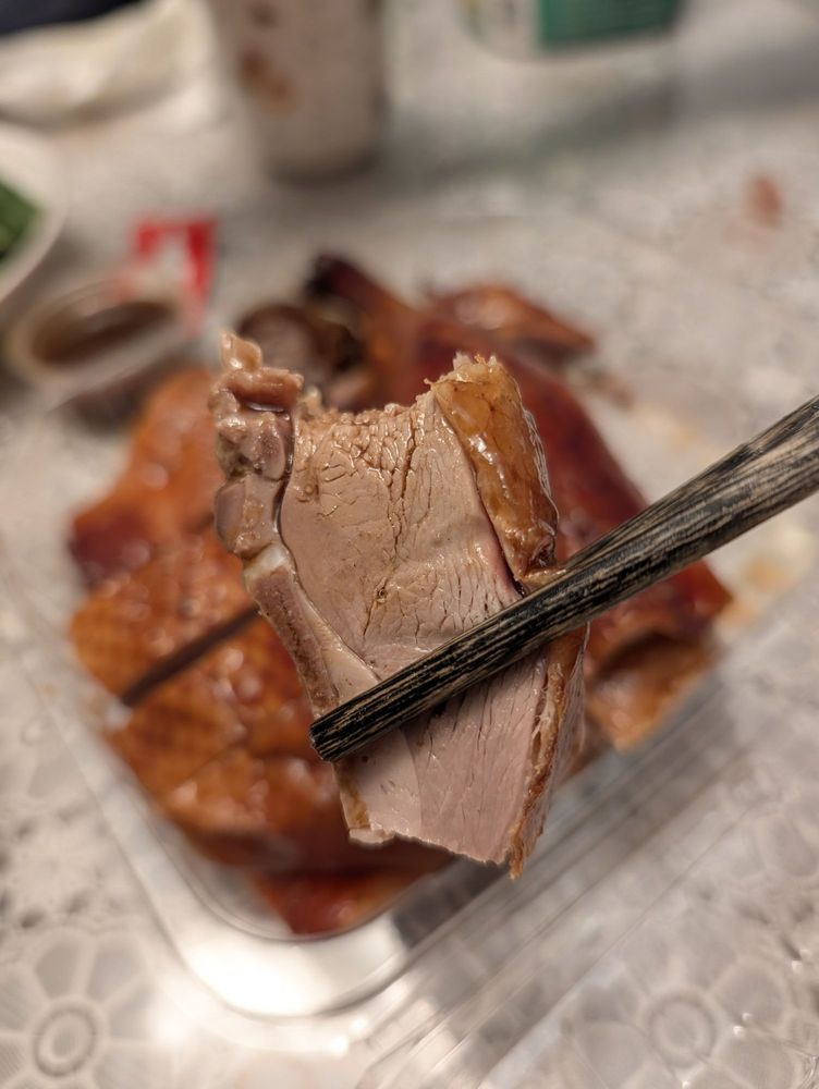 Yee's Restaurant