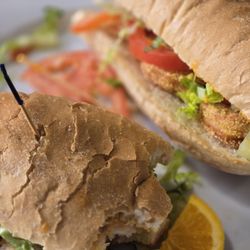 Southern Diner - Shrimp Po' Boy Lunch