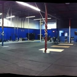 CrossFit Oshawa - Inside the gym (box)