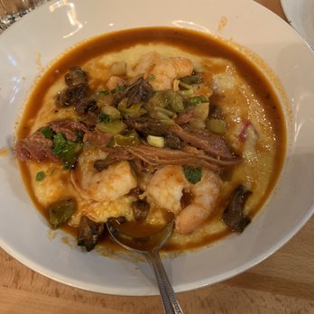 Freight House - Shrimp and grits - American Near Me - Paducah, Kentucky Freight House - Shrimp and grits - American Near Me - Paducah, Kentucky