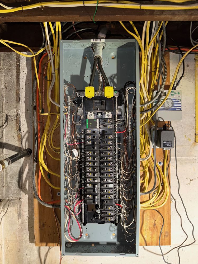 Slide of RM Electric and Plumbing